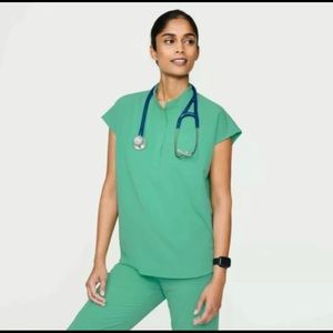 FIGS Surgical Green Rafaela Size Large - NWT